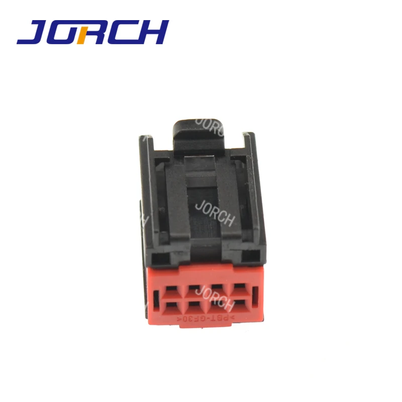 8 Pozisyon 2.54 mm Dişi Konut Terminalleri Tel-Kişle Konektör 1456987-3